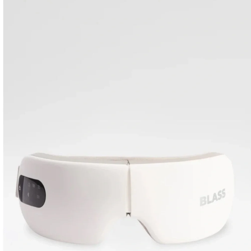 White Heated Eye Massager with Vibration Therapy